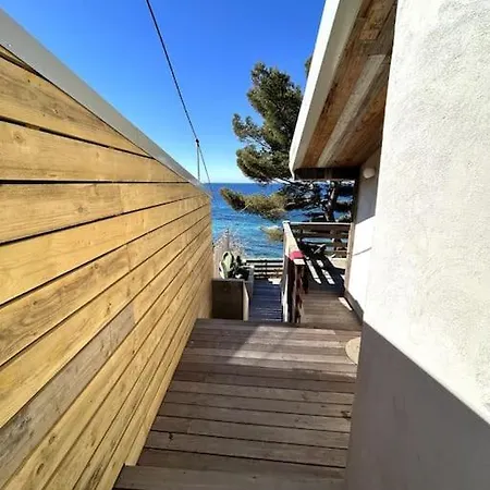 度假居 Cabanon Moderne, Les Pieds Dans L'eau