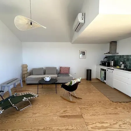 Cabanon Moderne, Les Pieds Dans L'eau 度假居 *